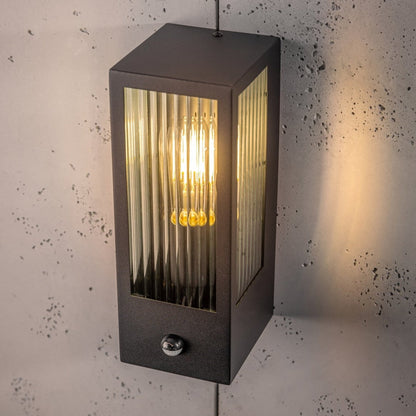 If you’re looking for a modern take on a traditional outdoor wall light, this modern bevelled glass rectangle wall light is perfect for adding style and protection for your home. This classic wall light is designed with a contemporary twist, styled with a rectangle shape and fitted with glass bevelled windows that allow the light to shine effectively. Integrated PIR Motion Sensor.