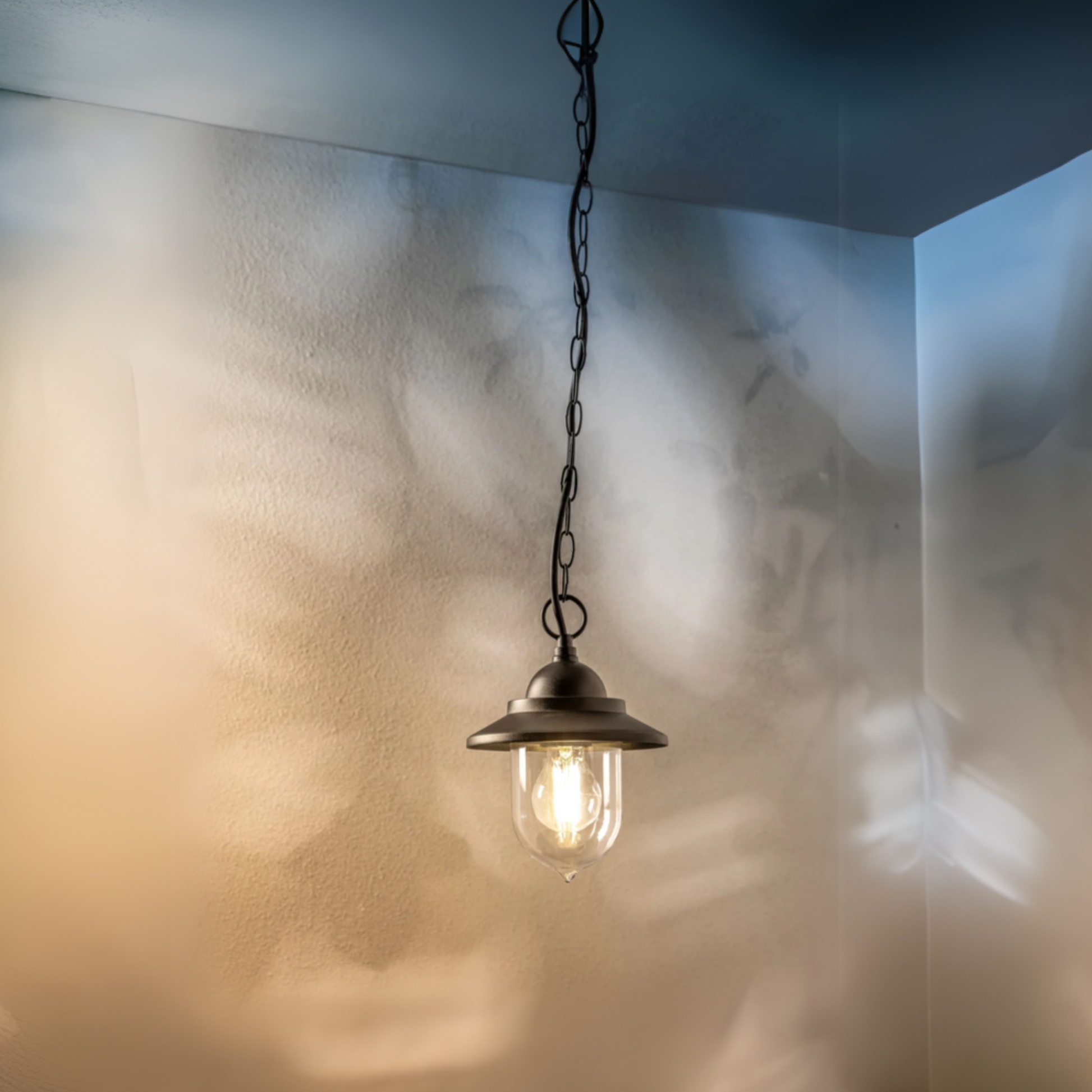 Our Ryder lantern delivers on style and durability and is a smart choice for your exterior lighting. With its black powder coated aluminium  construction teamed with clear polycarbonate diffuser, this lantern is hardwearing and rust and weatherproof. Built for life outdoors, it has an IP44 rating which means it can withstand the harshest of weather conditions. For sophisticated yet robust outdoor lighting, our Ryder black outdoor traditional lantern is a strong contender.