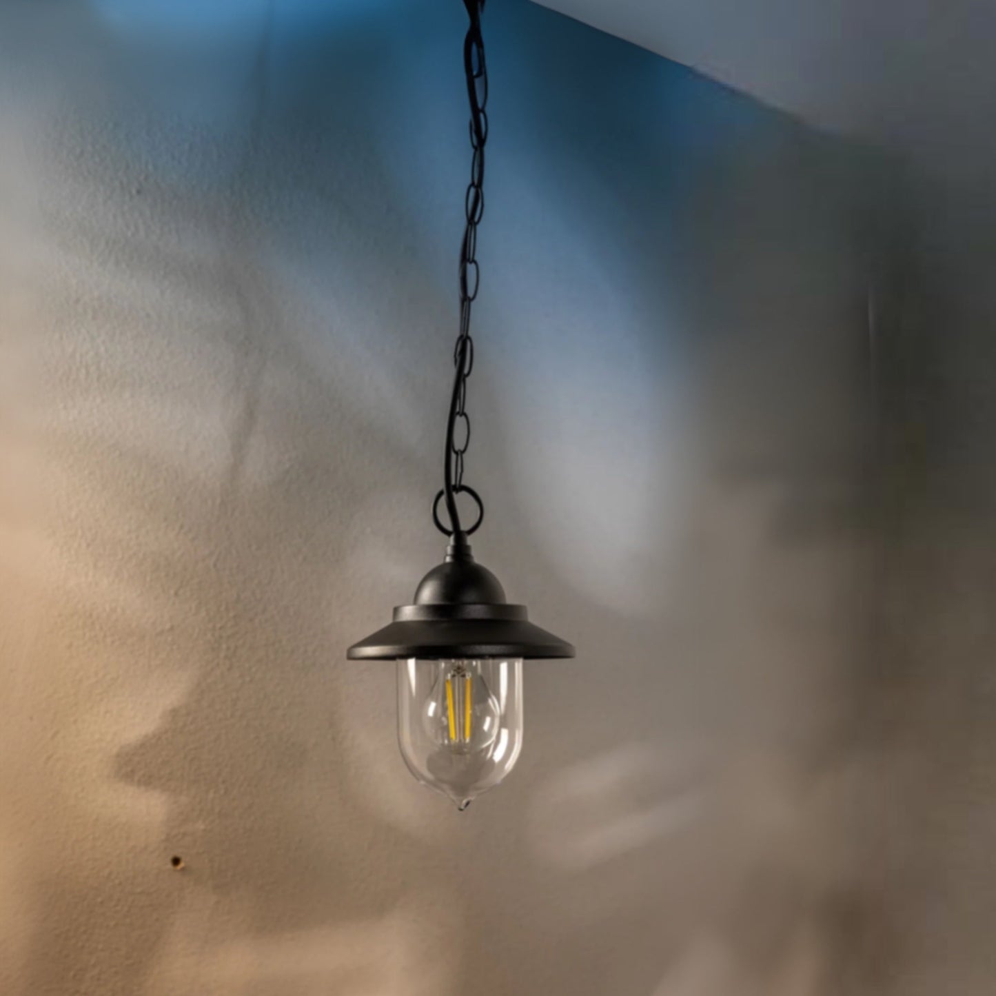 Our Ryder lantern delivers on style and durability and is a smart choice for your exterior lighting. With its black powder coated aluminium  construction teamed with clear polycarbonate diffuser, this lantern is hardwearing and rust and weatherproof. Built for life outdoors, it has an IP44 rating which means it can withstand the harshest of weather conditions. For sophisticated yet robust outdoor lighting, our Ryder black outdoor traditional lantern is a strong contender.