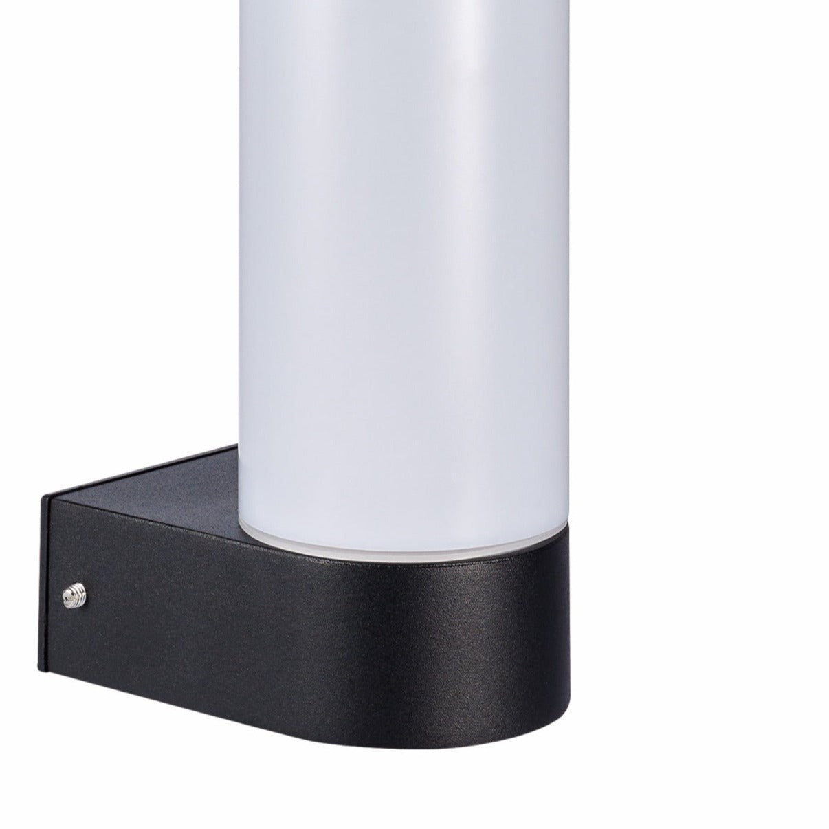 Our Rome grey anthracite outdoor wall light with opal diffuser would look perfect in a modern or more traditional home design. Outside wall lights can provide atmospheric light in your garden, at the front door or on the terrace as well as a great security solution. It is designed for durability and longevity with its robust material producing a fully weatherproof and water resistant light fitting.