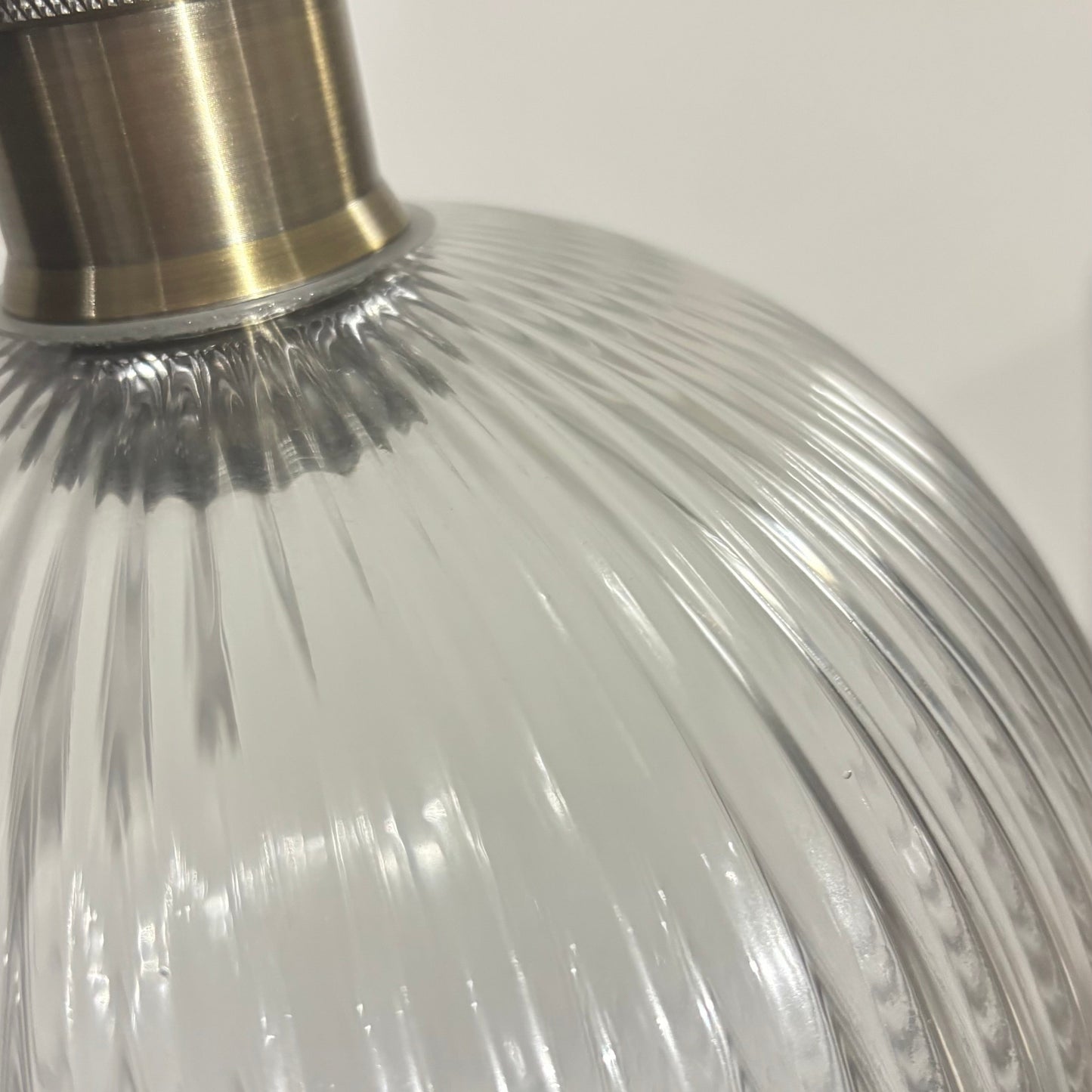 CGC EVA Ribbed Glass Globe Lampshade