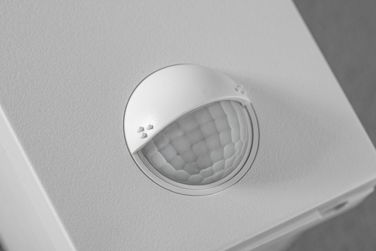 CGC PARIS White LED Curved Outdoor Wall Light With Motion Sensor