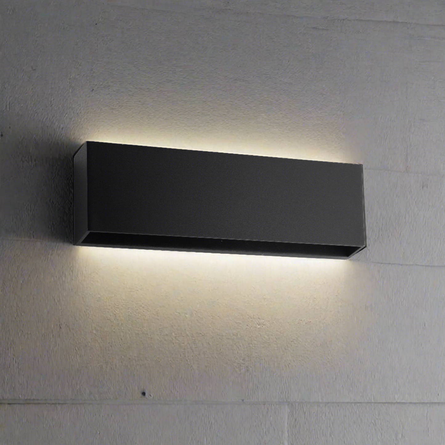 CGC DARNA Black Slim LED Outdoor Wall Light Up and Down 4000k Natural White IP65